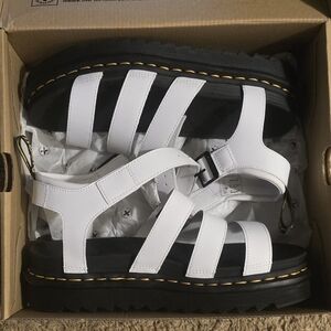 Dr Martens White Leather Blaire Sandals SZ 10